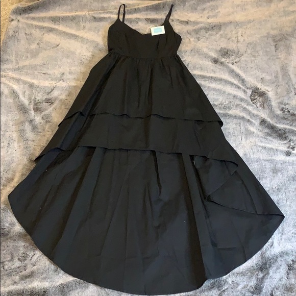 Black high low dress. Never worn. - Picture 1 of 4
